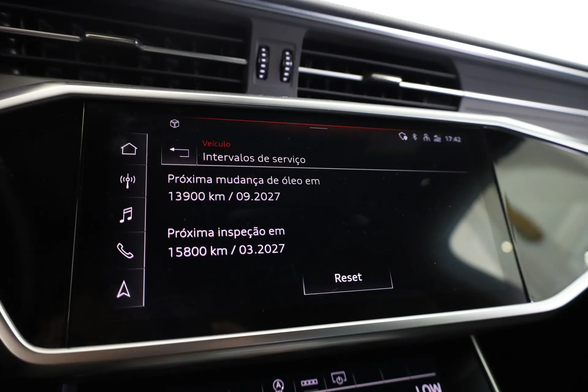 Audi A6 Avant 40 TDI S line S tronic 38