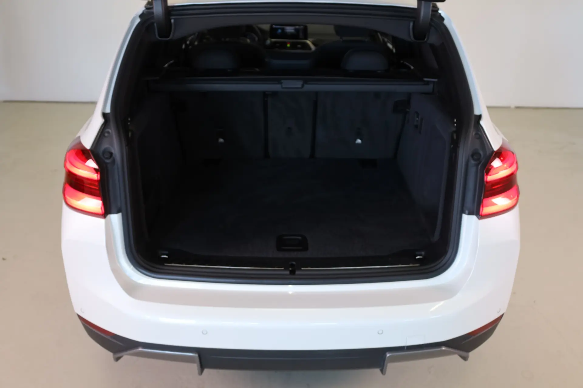 BMW iX3 Inspiring 18