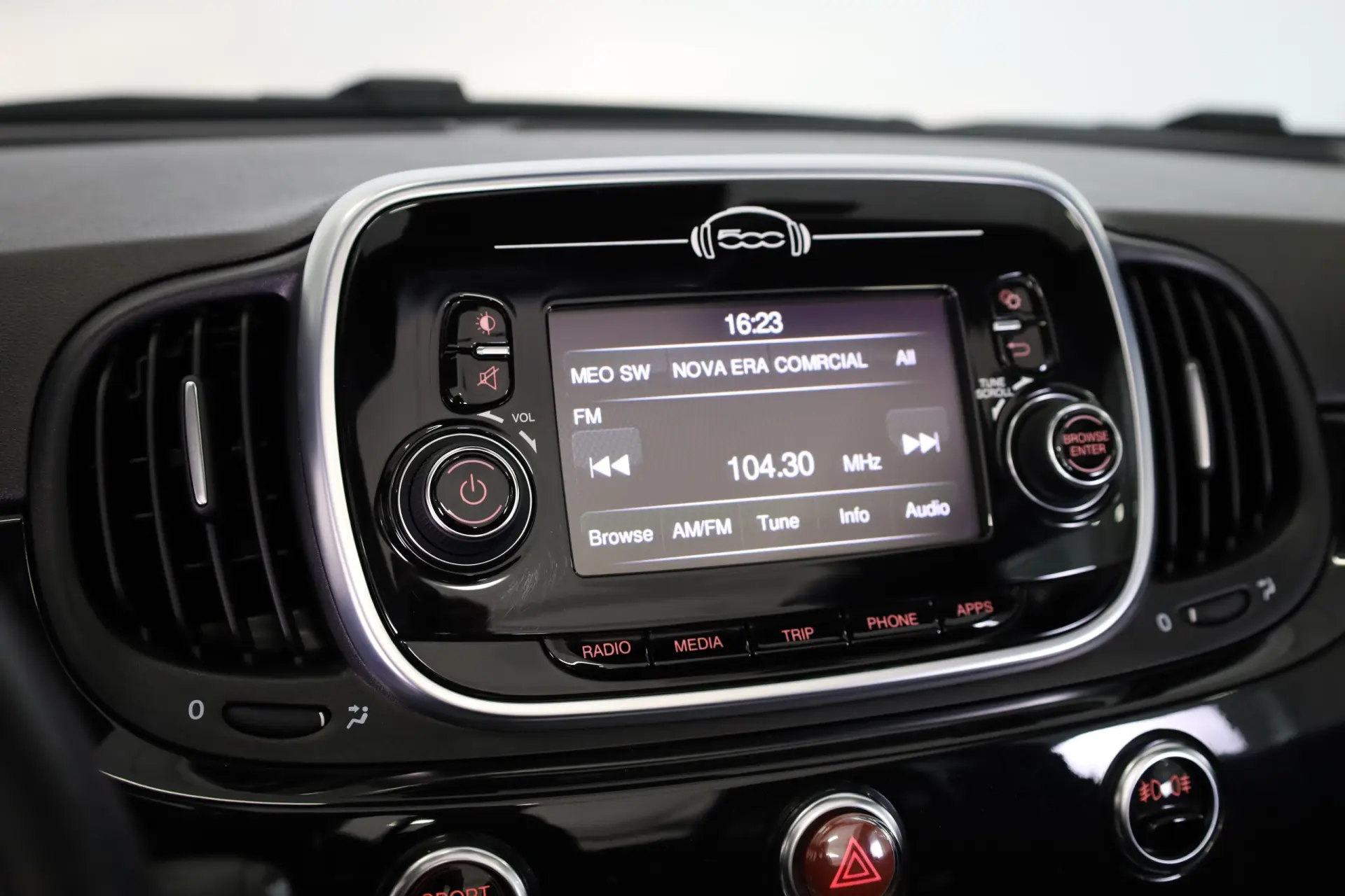 Abarth 595C 1.4 T-Jet 595 30