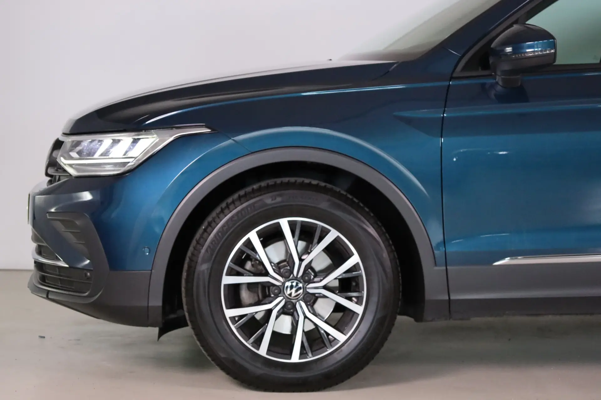 Volkswagen Tiguan 1.5 TSI Life 11