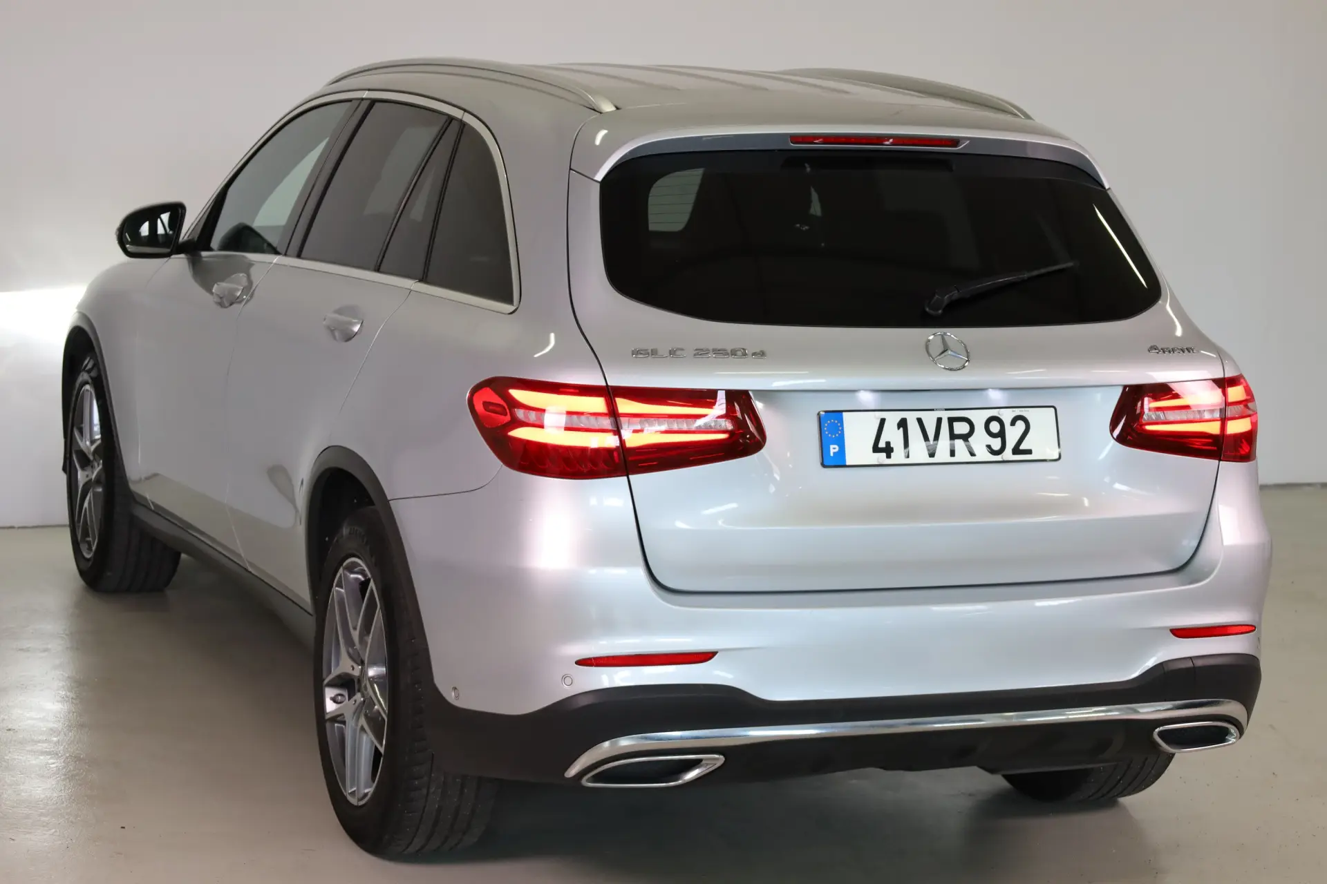 Mercedes-Benz GLC 250 d AMG Line 4-Matic 16