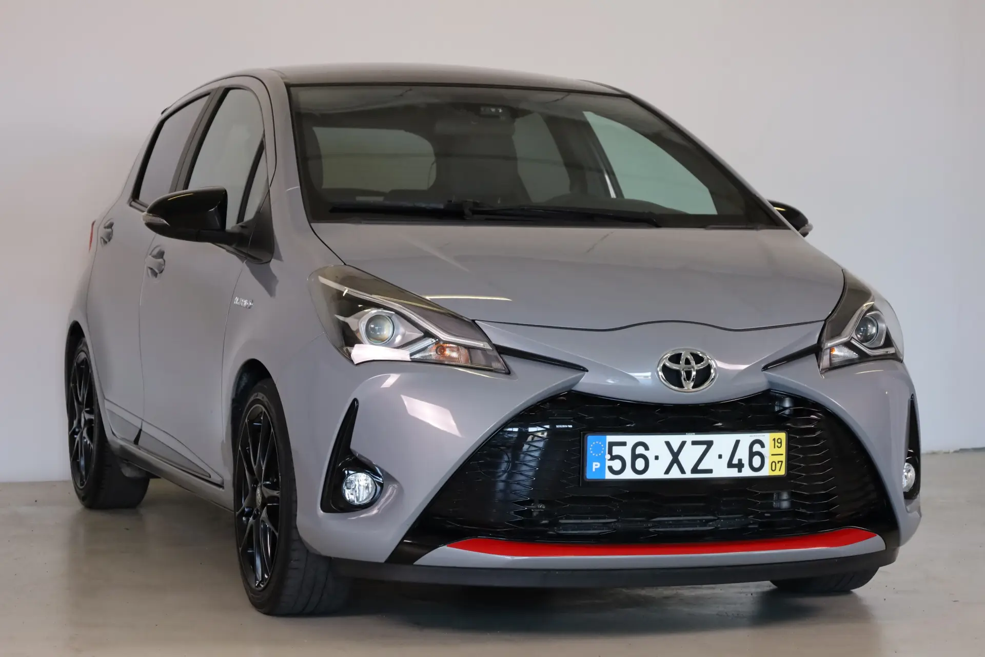Toyota Yaris 1.5 HSD GR Sport 1