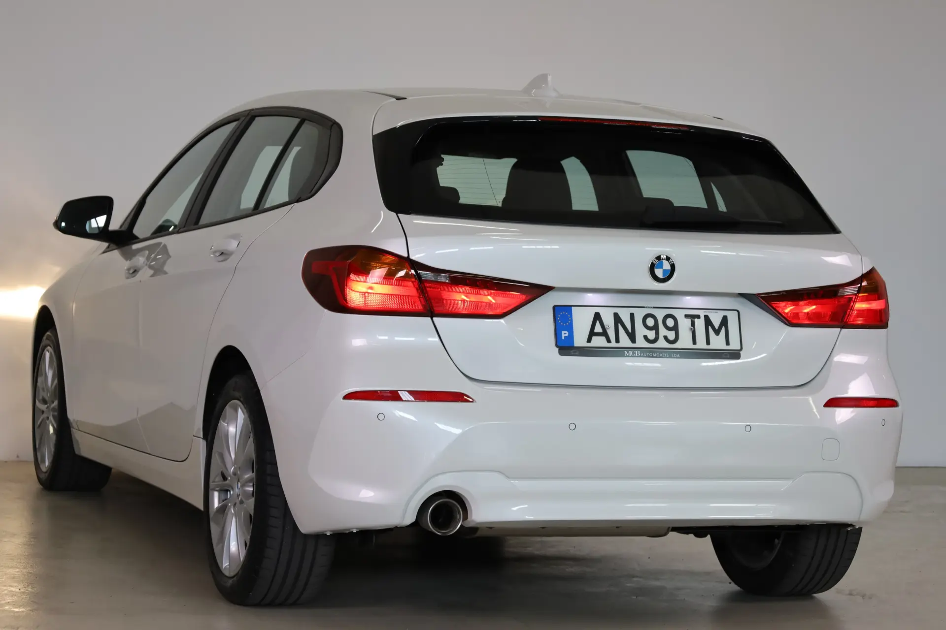 BMW 116 d Advantage Auto 13