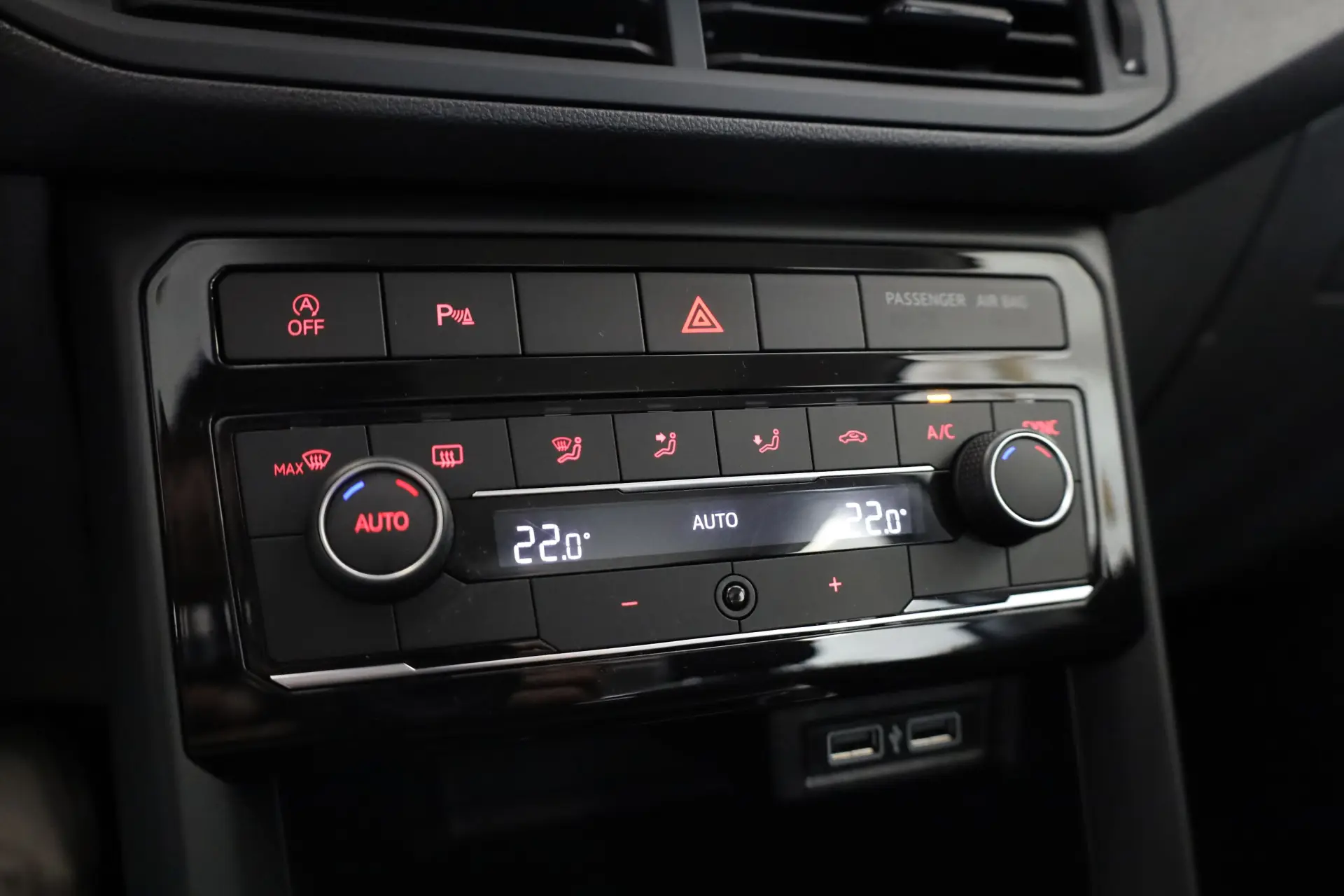 Volkswagen T-Cross 1.6 TDI Style DSG 26