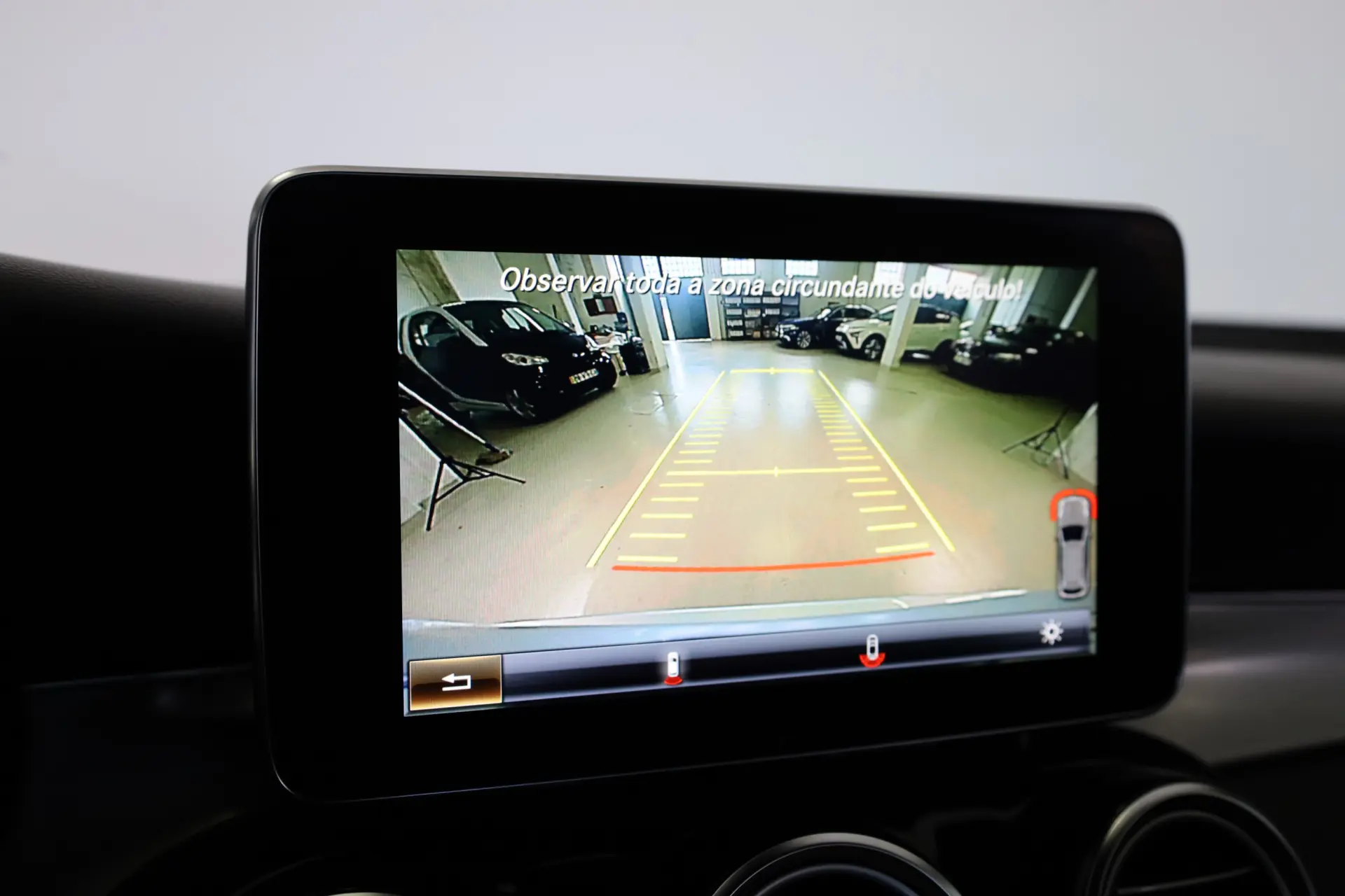 Mercedes-Benz GLC 250 d AMG Line 4-Matic 34