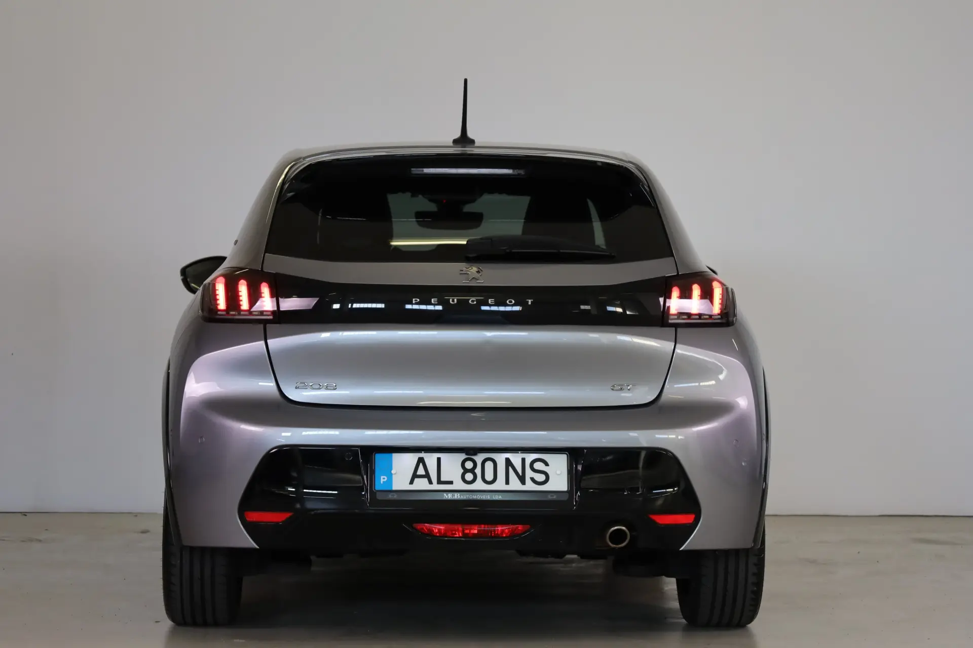 Peugeot 208 1.2 PureTech GT 18