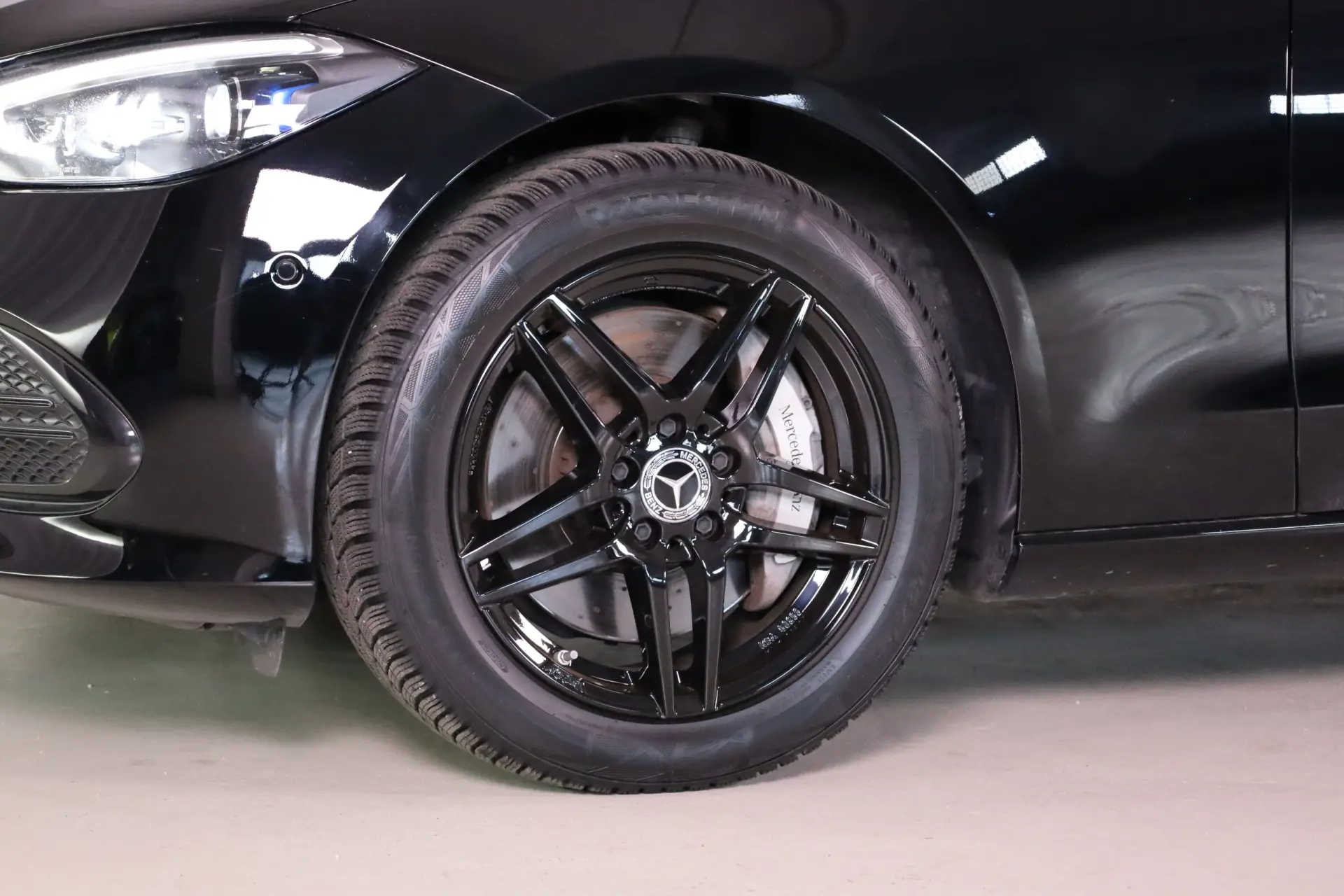 Mercedes-Benz C 300 e T 9G-TRONIC Avantgarde 11