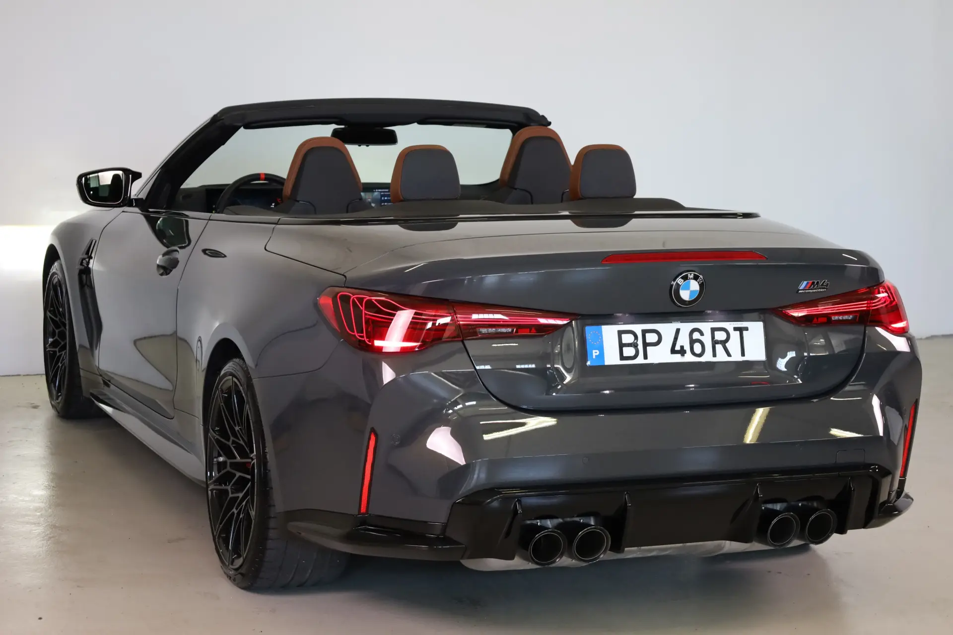 BMW M4 Competition xDrive 17