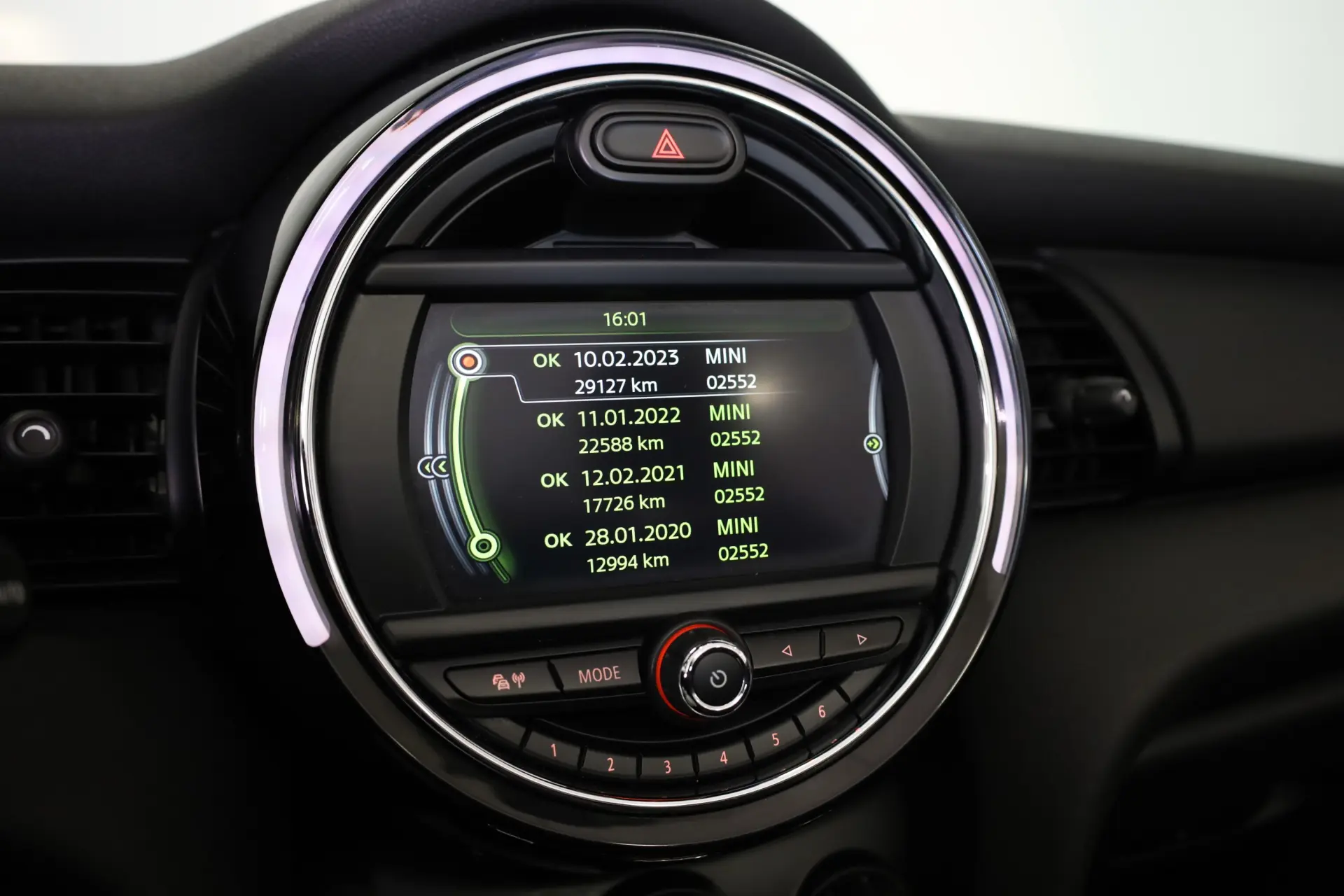 MINI Cabrio One Sport Edition 39