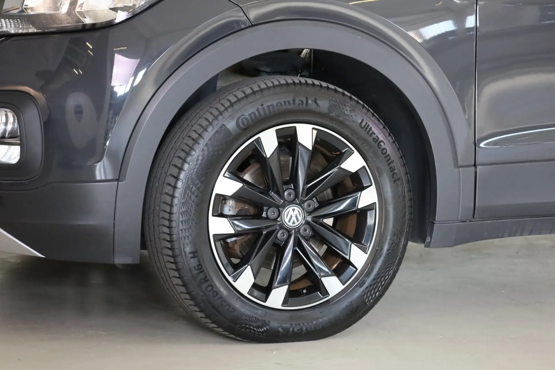 Volkswagen T-Cross 1.6 TDI Style DSG 13