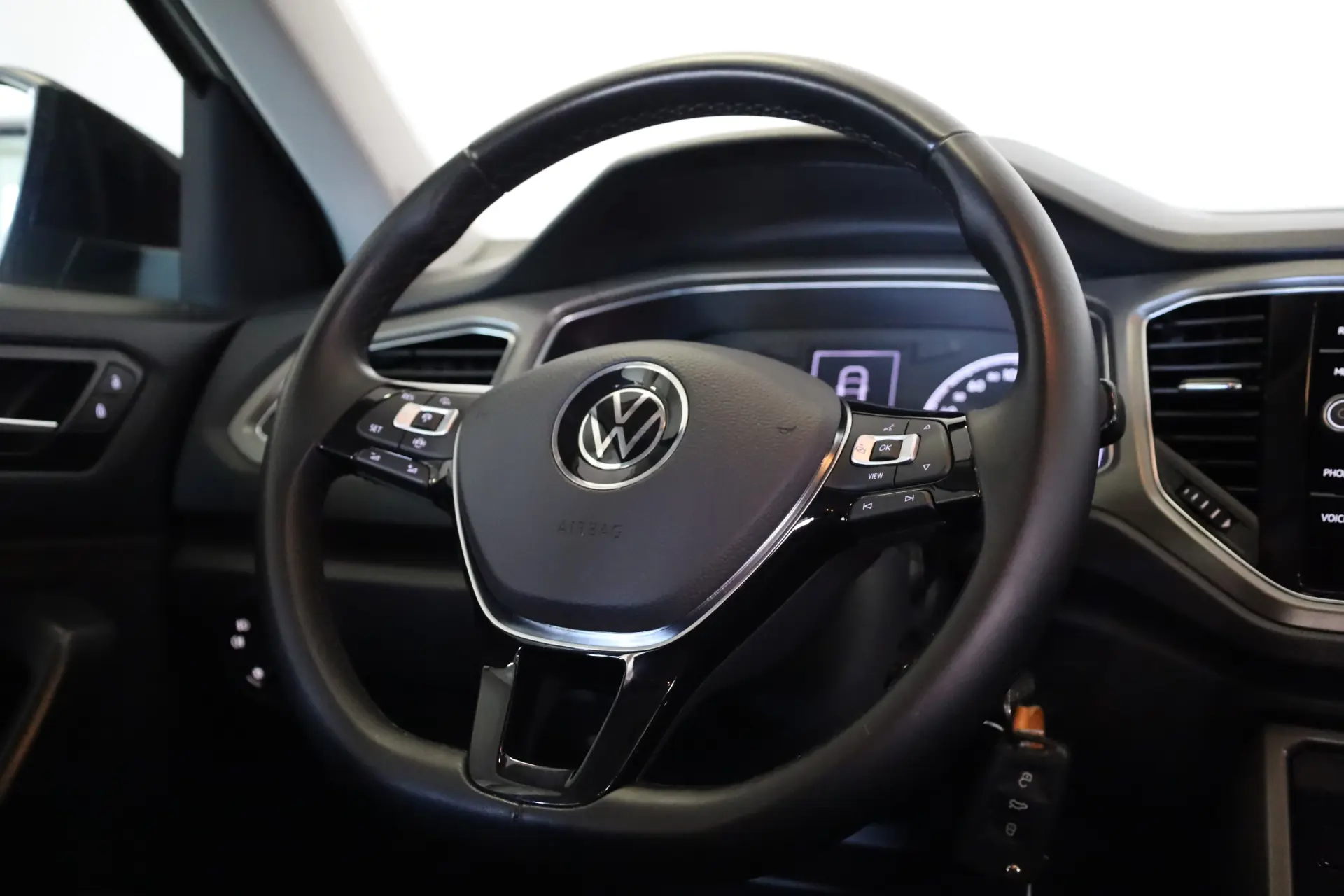 Volkswagen T-Roc 1.5 TSI Style 21