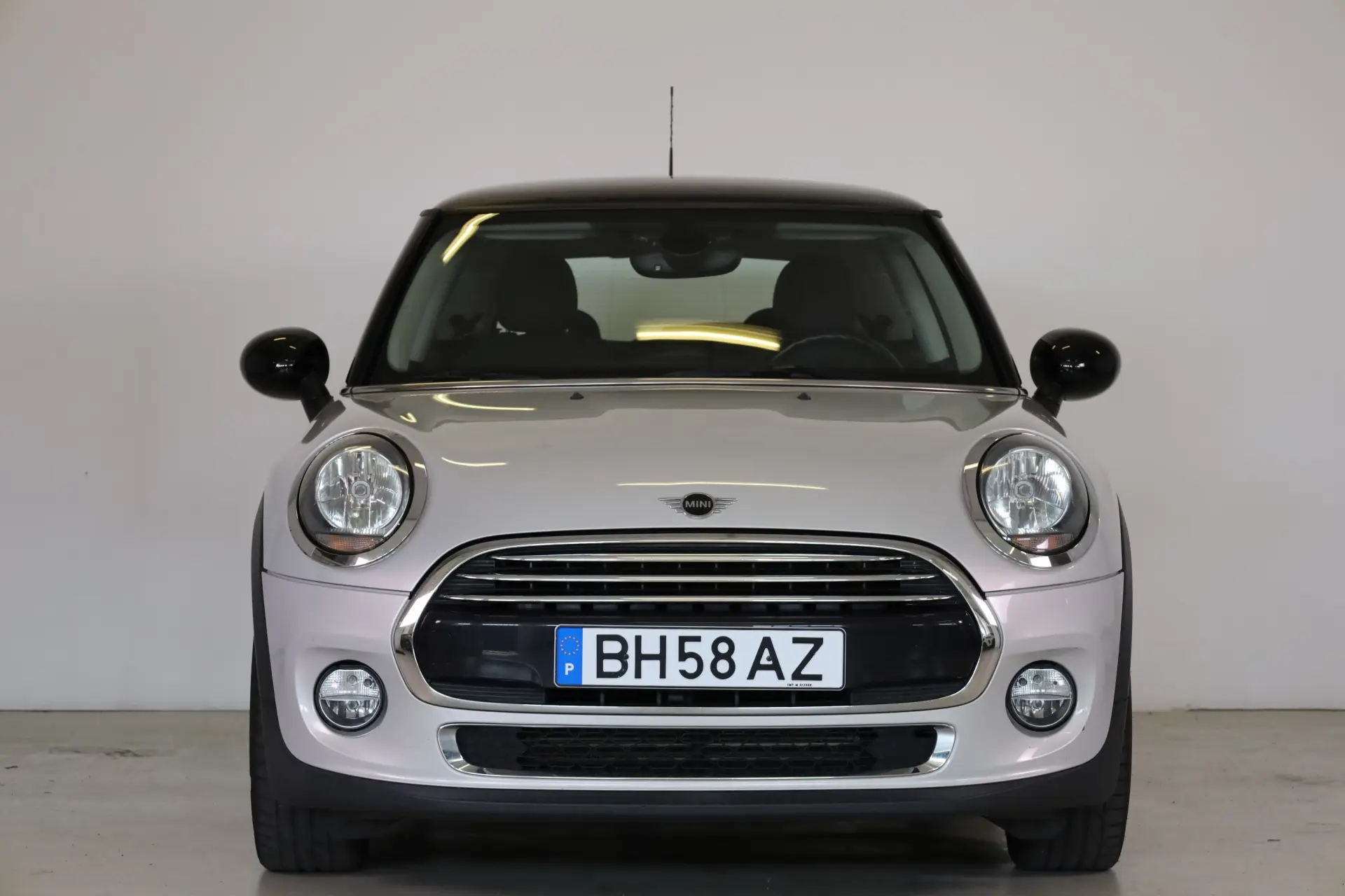 MINI 3 Portas Cooper D 2