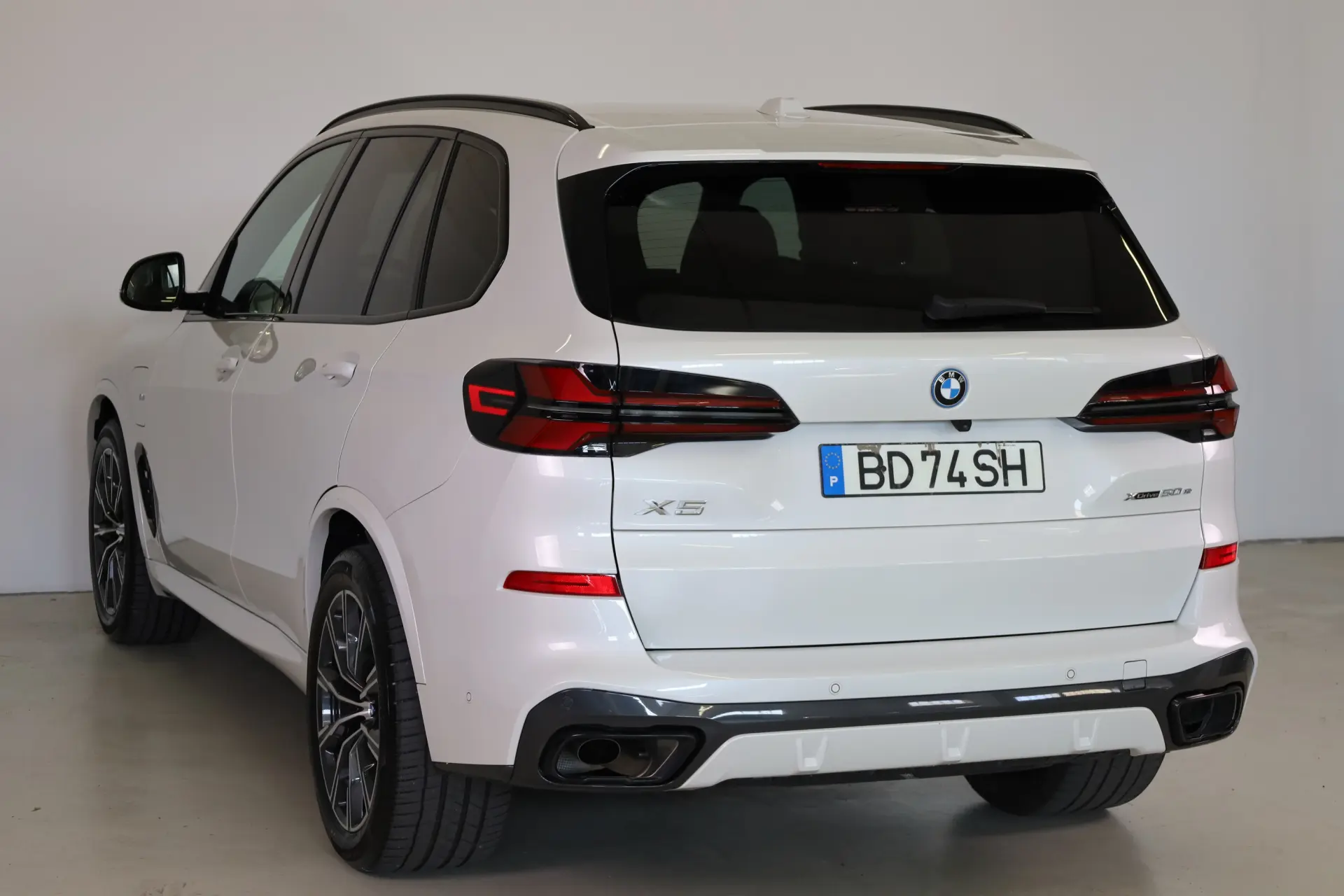 BMW X5 50 e xDrive Pack M Desportivo Pro 17