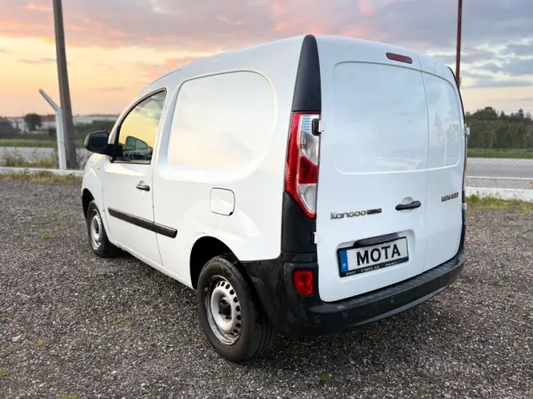 Renault Kangoo 1.5 Blue dCi Equilibre 4