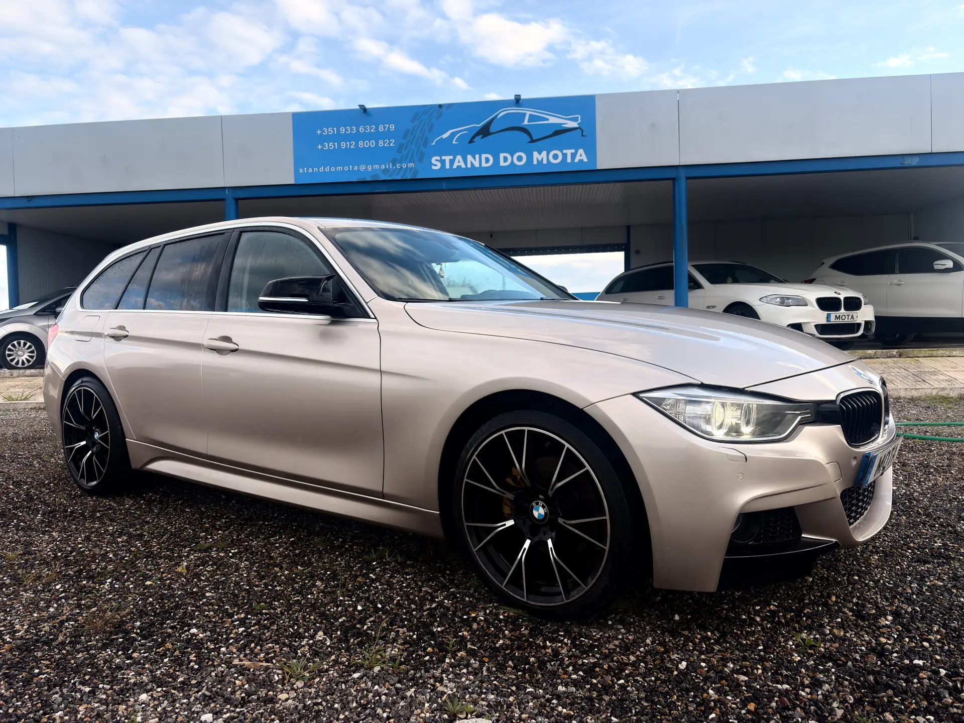 BMW 320 320d Touring 1