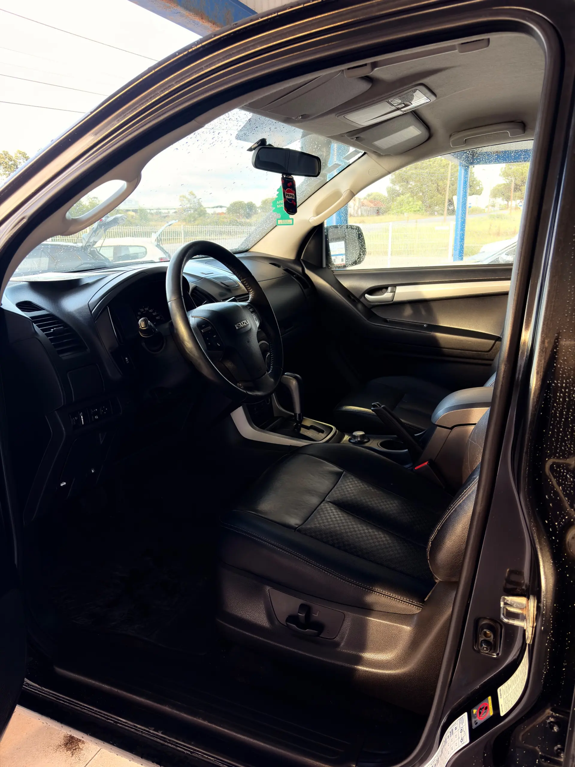 Isuzu D-Max 7