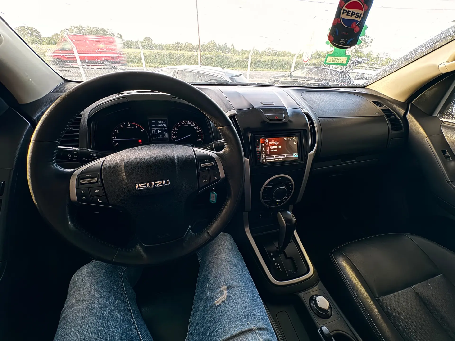 Isuzu D-Max 8