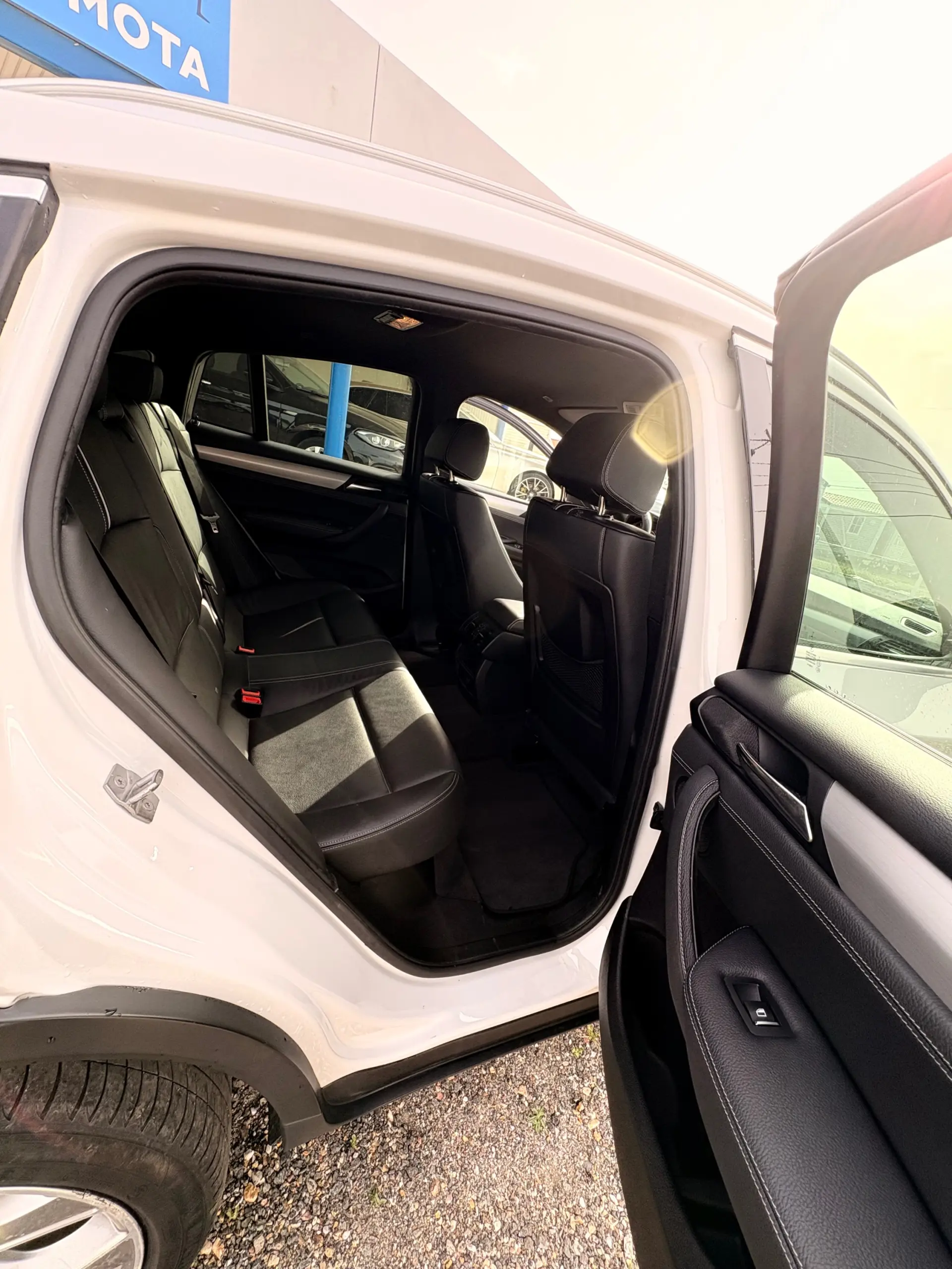 BMW X4 20 d xDrive Advantage Auto 17