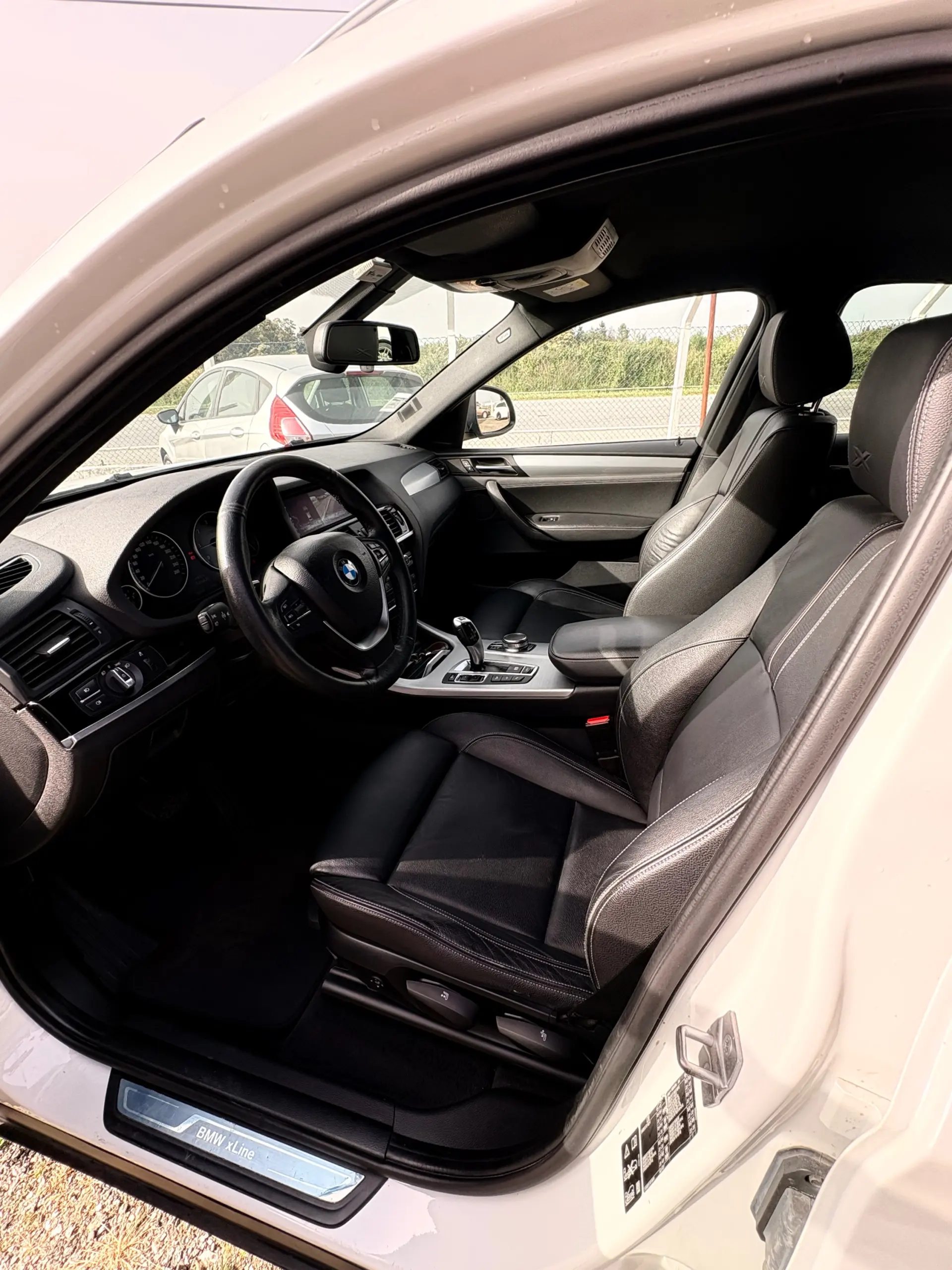 BMW X4 20 d xDrive Advantage Auto 12