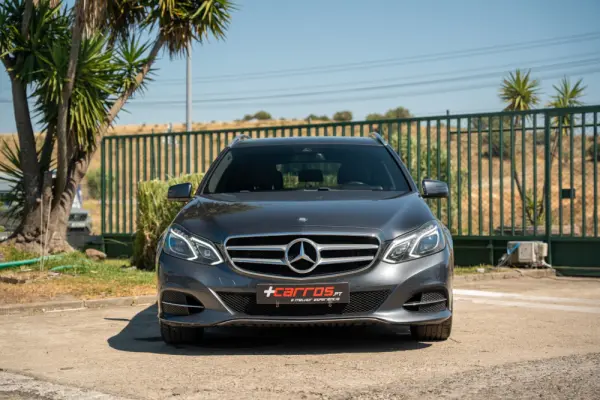 Mercedes-Benz E 300 Bluetec Hybrid Avantgarde 4