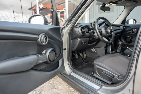 MINI 5 Portas One D 15