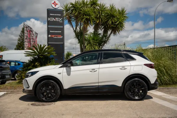 Opel Grandland 1.6 T PHEV Ultimate 6