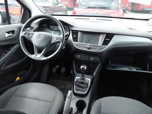 Opel Crossland 1.2 Business Elegance 4