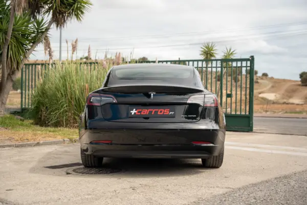Tesla Model 3 Long-Range Dual Motor AWD 7