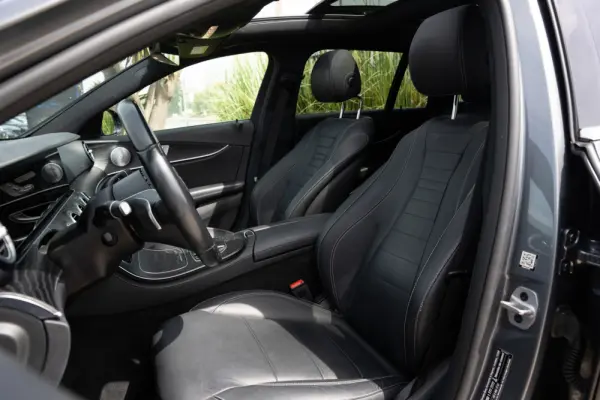 Mercedes-Benz E 300 de Exclusive Line 20