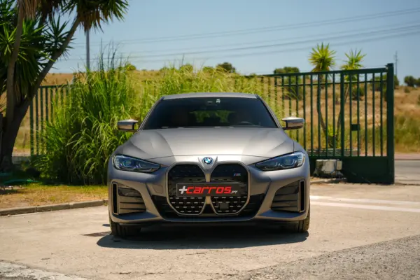 BMW i4 M50 Pack Desportivo M Pro 4