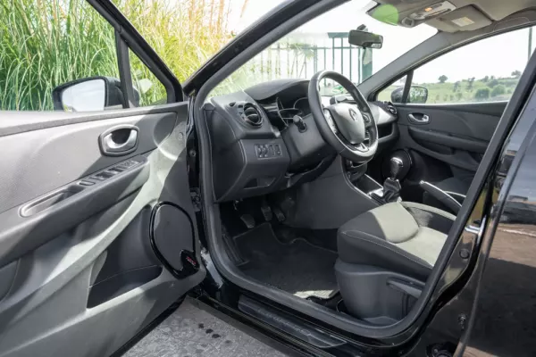 Renault Clio Sport Tourer 0.9 TCe Limited Edition 7