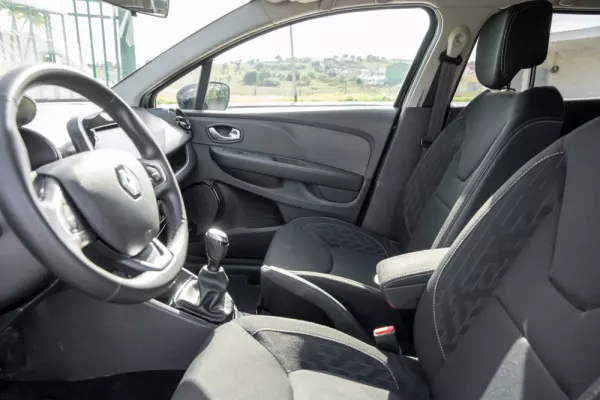 Renault Clio Sport Tourer 0.9 TCe Limited Edition 10