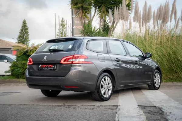 Peugeot 308 SW 1.5 BlueHDi Active EAT8 5