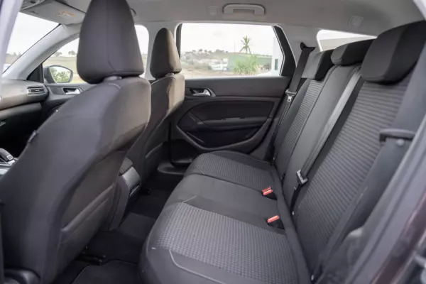 Peugeot 308 SW 1.5 BlueHDi Active EAT8 20