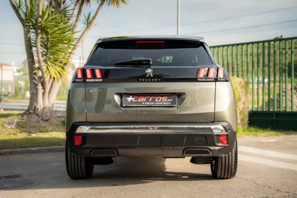 Peugeot 3008 1.5 BlueHDi Allure Pack EAT8 4