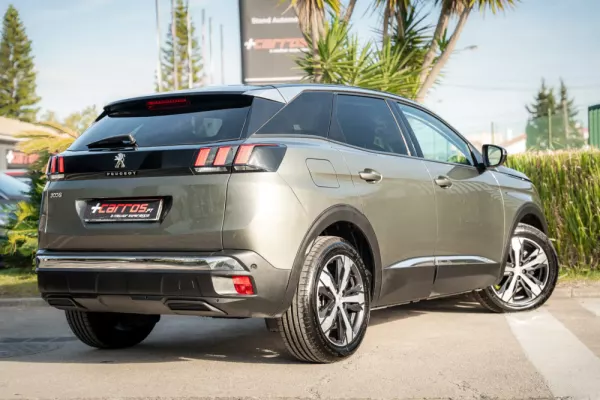 Peugeot 3008 1.5 BlueHDi Allure Pack EAT8 6