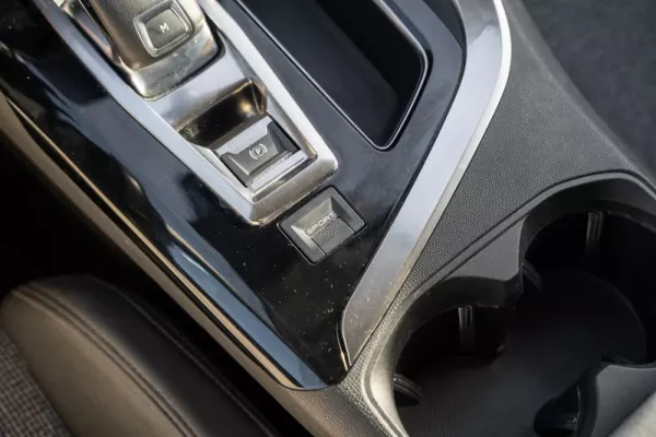 Peugeot 3008 1.5 BlueHDi Allure Pack EAT8 19