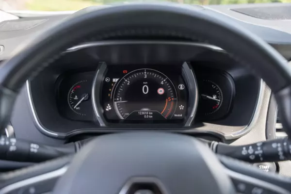 Renault Mégane Sport Tourer 1.5 Blue dCi Bose Edition EDC 7