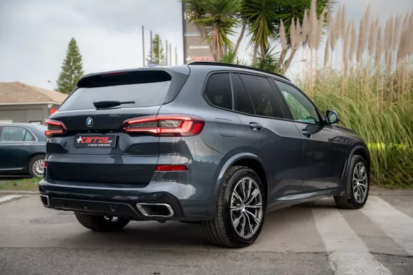 BMW X5 45 e xDrive Pack M 7