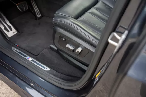 BMW X5 45 e xDrive Pack M 9