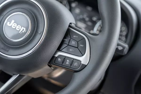 Jeep Renegade 1.5 TG e-Hybrid Longitude DCT 7