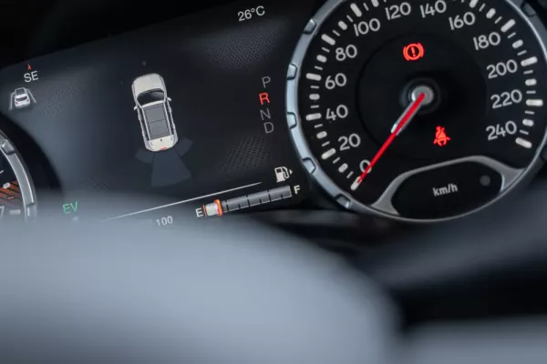 Jeep Renegade 1.5 TG e-Hybrid Longitude DCT 9