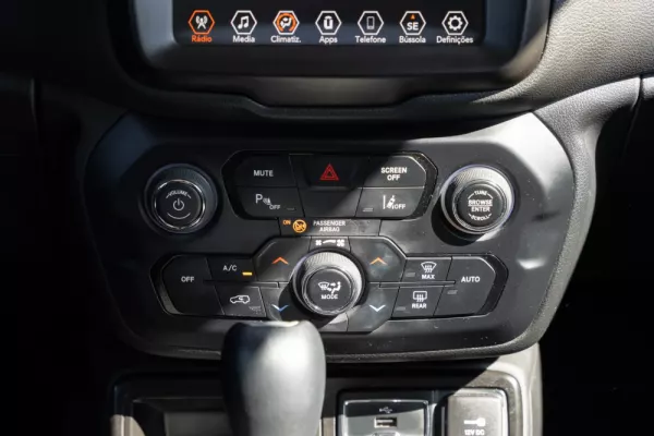 Jeep Renegade 1.5 TG e-Hybrid Longitude DCT 13