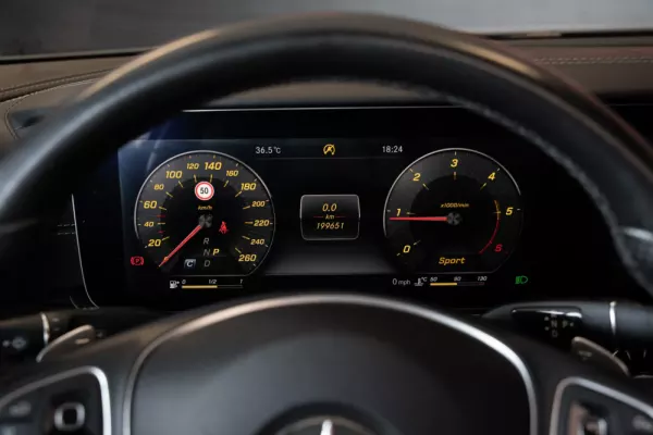 Mercedes-Benz E 220 d AMG Line Aut. 8