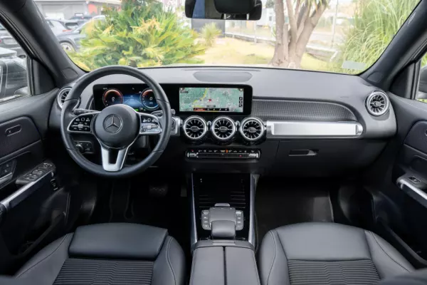 Mercedes-Benz EQB 250 Electric Art 5