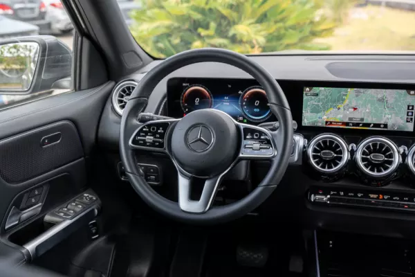 Mercedes-Benz EQB 250 Electric Art 6