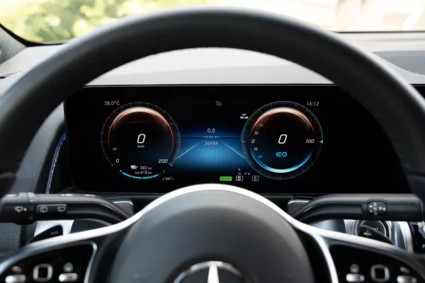 Mercedes-Benz EQB 250 Electric Art 7