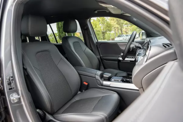 Mercedes-Benz EQB 250 Electric Art 19