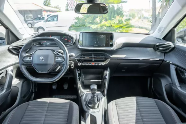 Peugeot 2008 1.5 BlueHDi Active 5