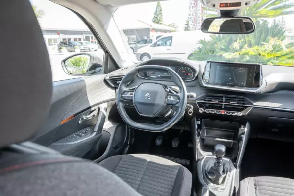 Peugeot 2008 1.5 BlueHDi Active 6